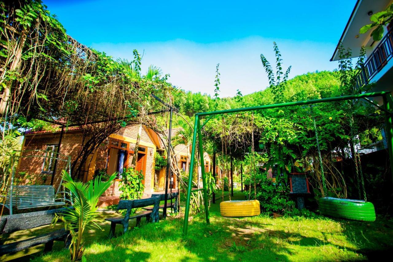 Hillside View Bungalow Homestay فونغ نها المظهر الخارجي الصورة